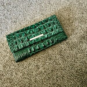 Brahmin NWOT Emerald Green Cordelia wallet